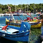 公寓 Hyeres, Magnifique Parc De La Presqu'ile Avec Piscine Et Face A Porquerolles ! *