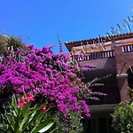 公寓 Hyeres, Magnifique Parc De La Presqu'ile Avec Piscine Et Face A Porquerolles !