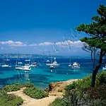 Hyeres, Magnifique Parc De La Presqu'ile Avec Piscine Et Face A Porquerolles ! * 耶尔