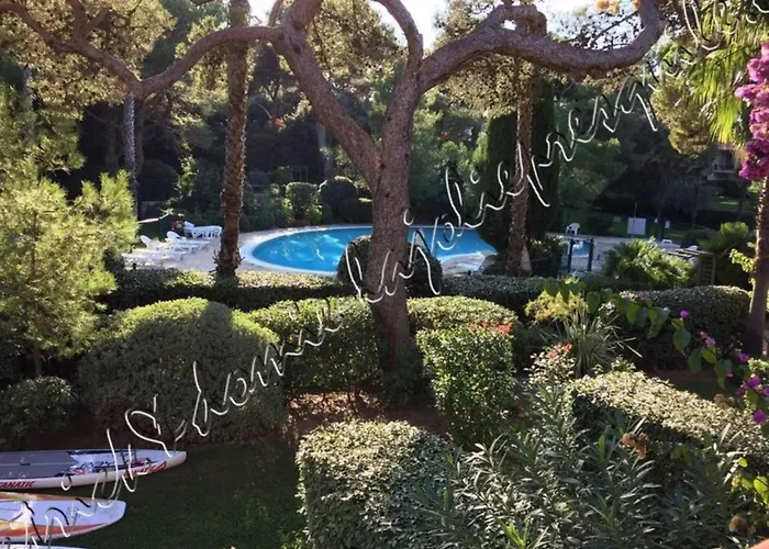 Hyeres, Magnifique Parc De La Presqu'ile Avec Piscine Et Face A Porquerolles ! Lejlighed Hyères