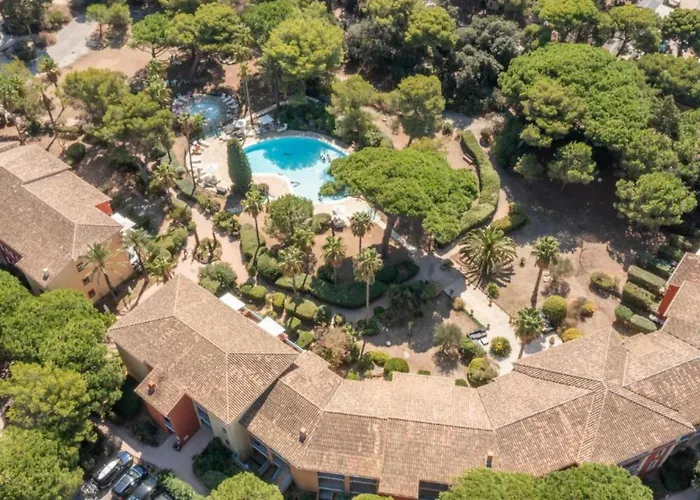 Hyeres, Magnifique Parc De La Presqu'ile Avec Piscine Et Face A Porquerolles ! * Hyères