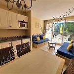 Magnifique Parc De La Presqu'île Avec Piscine Et Face à Porquerolles ! * Hyères