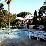 Magnifique Parc De La Presqu'île Avec Piscine Et Face à Porquerolles !