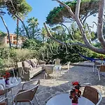 Magnifique Parc De La Presqu'île Avec Piscine Et Face à Porquerolles ! *