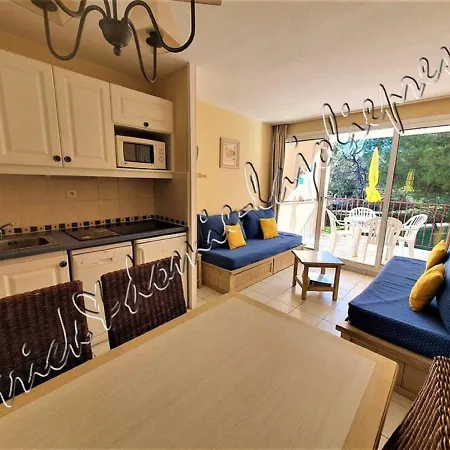 Hyeres, Magnifique Parc De La Presqu'ile Avec Piscine Et Face A Porquerolles ! * Hyeres