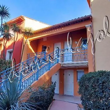 Hyeres, Magnifique Parc De La Presqu'ile Avec Piscine Et Face A Porquerolles ! Apartmán Hyères