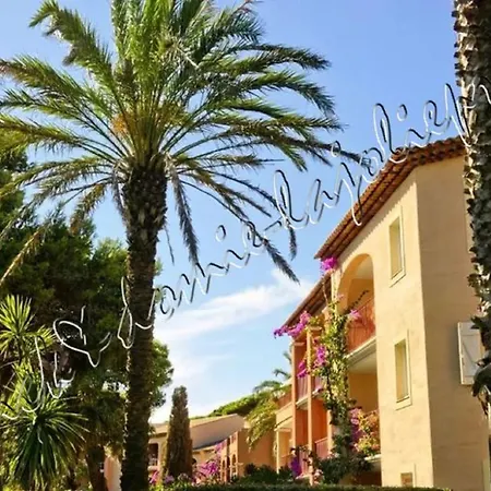 Hyeres, Magnifique Parc De La Presqu'ile Avec Piscine Et Face A Porquerolles ! *