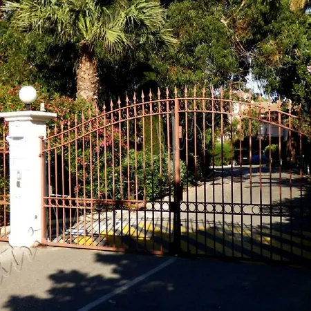 Apartmán Hyeres, Magnifique Parc De La Presqu'ile Avec Piscine Et Face A Porquerolles ! *