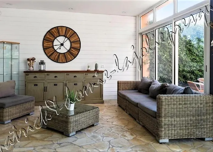 Hyeres, Magnifique Parc De La Presqu'ile Avec Piscine Et Face A Porquerolles ! Apartment