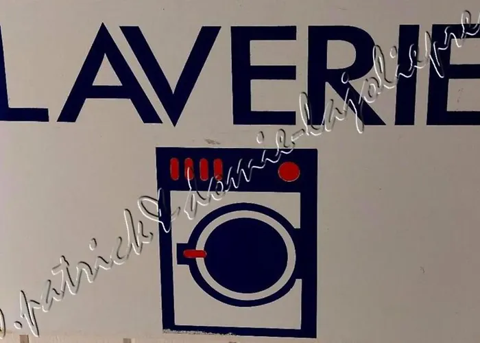 Apartment Hyeres, Magnifique Parc De La Presqu'ile Avec Piscine Et Face A Porquerolles ! Hyeres