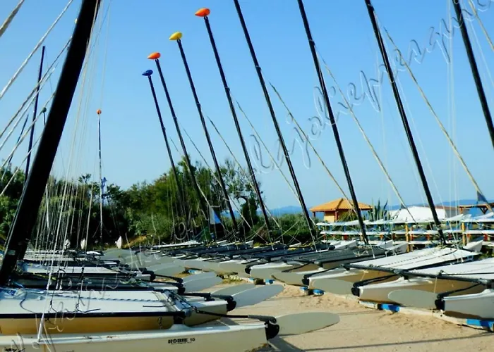 Hyeres, Magnifique Parc De La Presqu'ile Avec Piscine Et Face A Porquerolles !